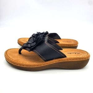 Clarks Shoes Womens 8M Brynn Style  Comfort Insole Leather Thong Sandals